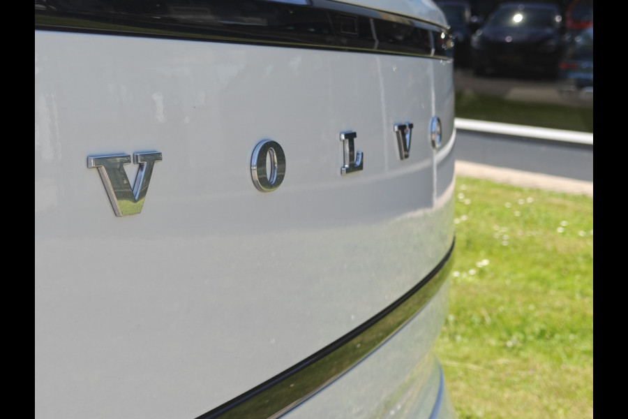 Volvo EX30 Extended Range 272PK Plus Europa 69 kWh | H&K | Climate Pack | ACC | Elektr. stoel | Blis | 20"LMV