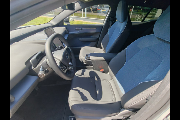 Volvo EX30 Extended Range 272PK Plus Europa 69 kWh | H&K | Climate Pack | ACC | Elektr. stoel | Blis | 20"LMV