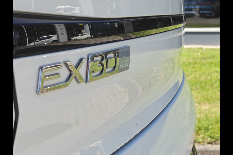 Volvo EX30 Extended Range 272PK Plus Europa 69 kWh | H&K | Climate Pack | ACC | Elektr. stoel | Blis | 20"LMV