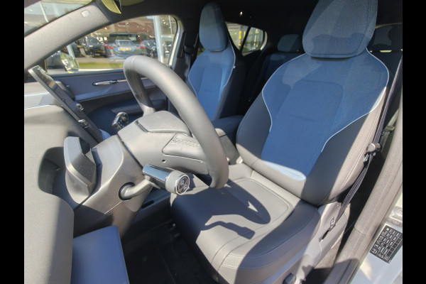 Volvo EX30 Extended Range 272PK Plus Europa 69 kWh | H&K | Climate Pack | ACC | Elektr. stoel | Blis | 20"LMV