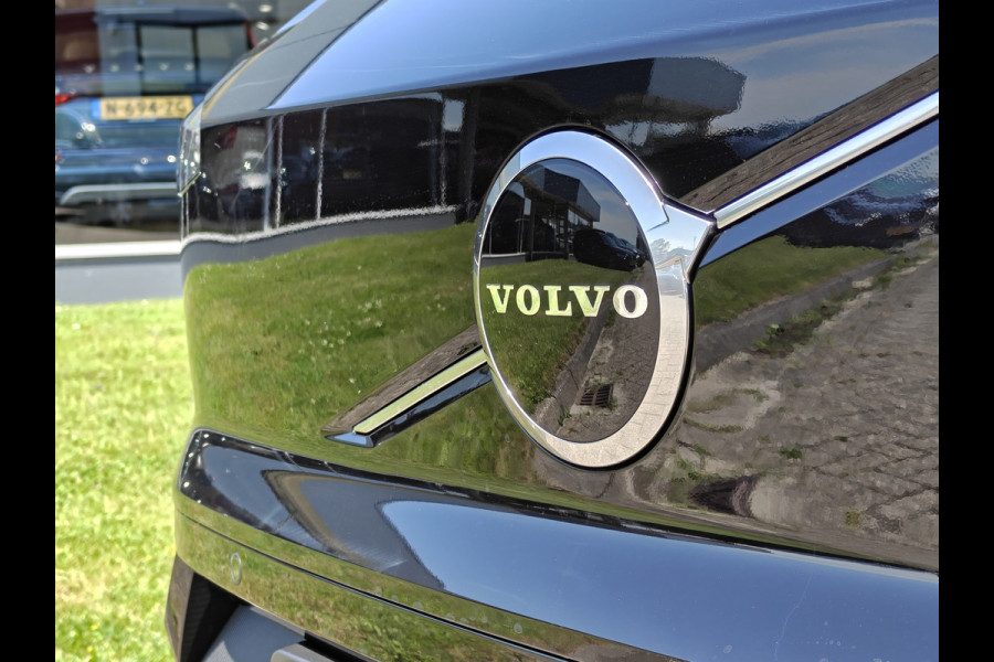 Volvo EX30 Extended Range 272PK Plus Europa 69 kWh | Climate pack | H&K | ACC | Blis | Elektr. stoel