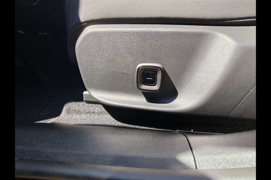 Volvo EX30 Extended Range 272PK Plus Europa 69 kWh | Climate pack | H&K | ACC | Blis | Elektr. stoel