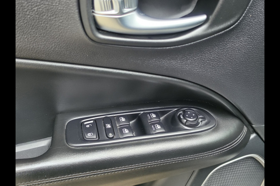 Jeep Compass 1.3T Night Eagle Liberty Edition Camera Carplay Keylesse Entry