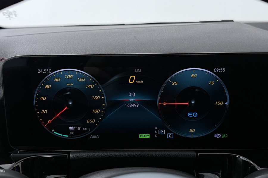 Mercedes-Benz EQA 250 Business Solution AMG 67 kWh 96% SOH (STOELVERWARMING, SFEERVERLICHTING, CAMERA, PARKEERSENSOREN)