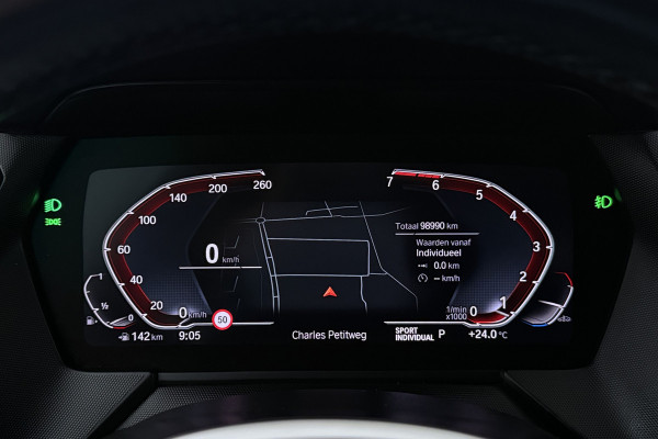BMW 2 Serie Gran Coupé 218i High Executive (CAMERA, STOELVERWARMING, NAVIGATIE, HUD DISPLAY, DEALER ONDERHOUDEN)