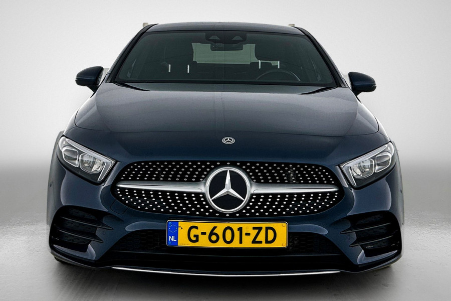 Mercedes-Benz A-Klasse 180 Business Solution AMG (NAVIGATIE, CLIMA, CAMERA, LED, GOED ONDERHOUDEN)