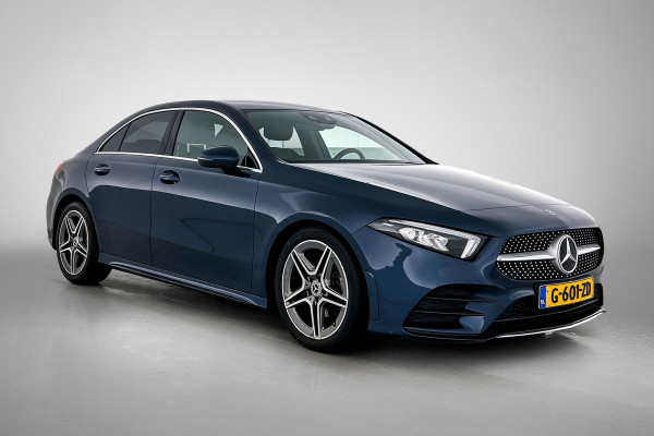 Mercedes-Benz A-Klasse 180 Business Solution AMG (NAVIGATIE, CLIMA, CAMERA, LED, GOED ONDERHOUDEN)