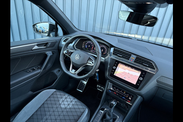 Volkswagen Tiguan 1.5 TSI R-Line Business | Black Style | Trekhaak wegkl. | Camera | IQ Light | Prijs Rijklaar!!