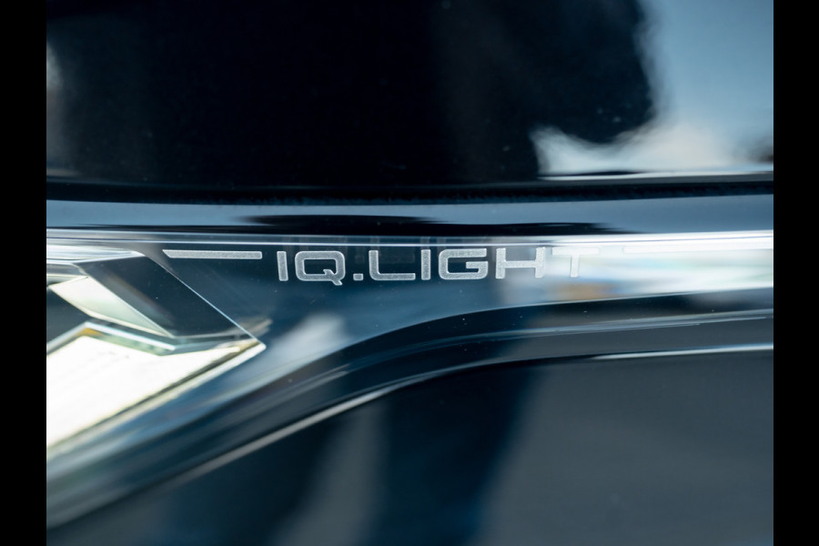 Volkswagen Tiguan 1.5 TSI R-Line Business | Black Style | Trekhaak wegkl. | Camera | IQ Light | Prijs Rijklaar!!