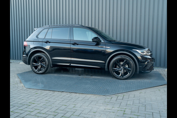 Volkswagen Tiguan 1.5 TSI R-Line Business | Black Style | Trekhaak wegkl. | Camera | IQ Light | Prijs Rijklaar!!
