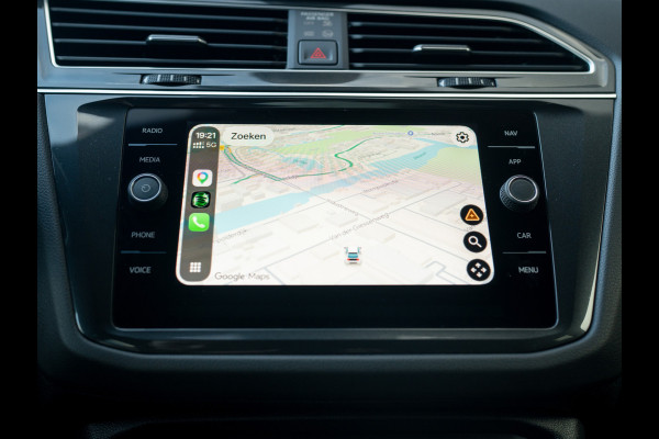Volkswagen Tiguan 1.5 TSI R-Line Business+ | 360 Camera | Trekhaak wegkl. | 20'' | Allseason banden | Black Style | Prijs Rijklaar!!