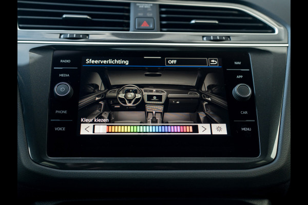 Volkswagen Tiguan 1.5 TSI R-Line Business+ | 360 Camera | Trekhaak wegkl. | 20'' | Allseason banden | Black Style | Prijs Rijklaar!!