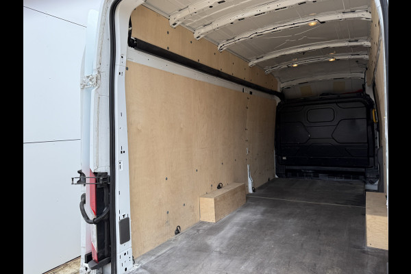 Ford E-Transit 68kWh 184PK L4H3 317km WLTP 96,5% (SOH) BEV Snelladen Carplay Climate control Cruise control Navigatie 360° camera Stoelverwarming Parkeersensoren v+a