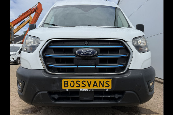 Ford E-Transit 68kWh 184PK L4H3 317km WLTP 96,5% (SOH) BEV Snelladen Carplay Climate control Cruise control Navigatie 360° camera Stoelverwarming Parkeersensoren v+a