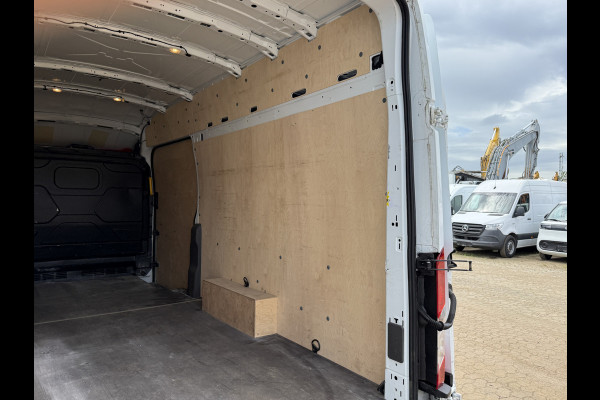 Ford E-Transit 68kWh 184PK L4H3 317km WLTP 96,5% (SOH) BEV Snelladen Carplay Climate control Cruise control Navigatie 360° camera Stoelverwarming Parkeersensoren v+a