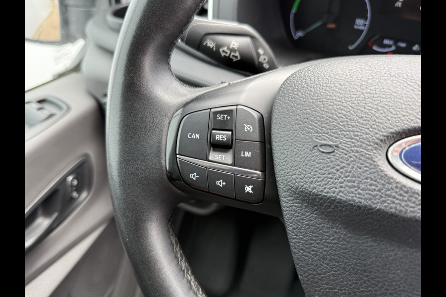 Ford E-Transit 68kWh 184PK L4H3 317km WLTP 96,5% (SOH) BEV Snelladen Carplay Climate control Cruise control Navigatie 360° camera Stoelverwarming Parkeersensoren v+a