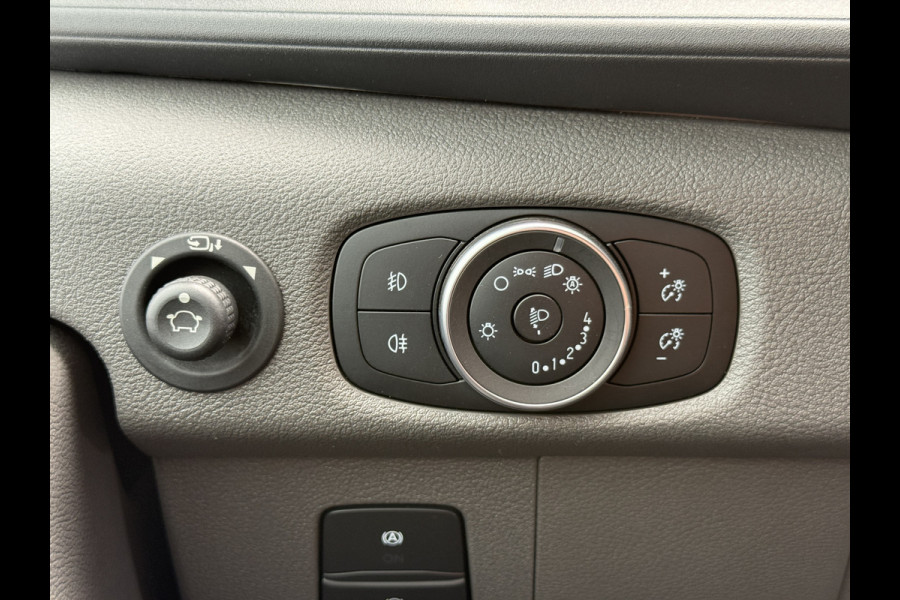 Ford E-Transit 68kWh 184PK L4H3 317km WLTP 96,5% (SOH) BEV Snelladen Carplay Climate control Cruise control Navigatie 360° camera Stoelverwarming Parkeersensoren v+a