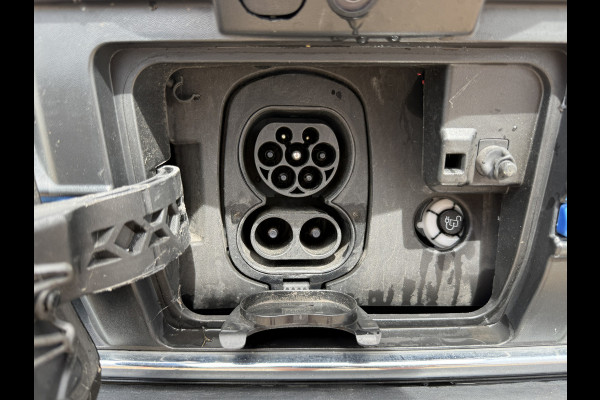 Ford E-Transit 68kWh 184PK L4H3 317km WLTP 96,5% (SOH) BEV Snelladen Carplay Climate control Cruise control Navigatie 360° camera Stoelverwarming Parkeersensoren v+a