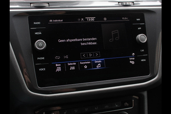 Volkswagen Tiguan Allspace 1.5 TSI Highline All-space 7p. Adaptive cruise control Climate control LED Parkeersensoren Panoramadak Achteruitrijd camera Trekhaak Navigatie Voorstoelen verwarmd Apple Carplay/ Android Auto