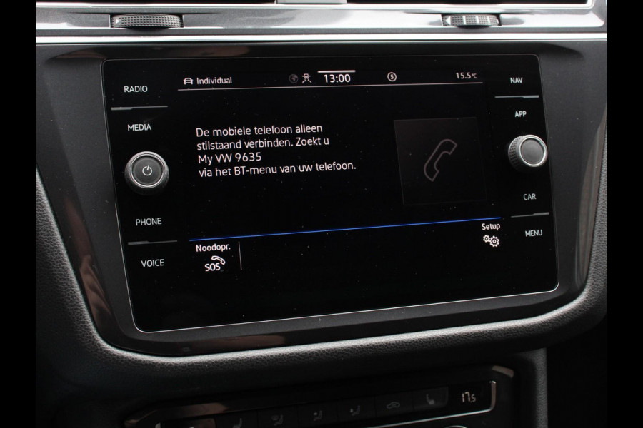 Volkswagen Tiguan Allspace 1.5 TSI Highline All-space 7p. Adaptive cruise control Climate control LED Parkeersensoren Panoramadak Achteruitrijd camera Trekhaak Navigatie Voorstoelen verwarmd Apple Carplay/ Android Auto