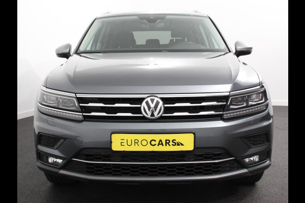 Volkswagen Tiguan Allspace 1.5 TSI Highline All-space 7p. Adaptive cruise control Climate control LED Parkeersensoren Panoramadak Achteruitrijd camera Trekhaak Navigatie Voorstoelen verwarmd Apple Carplay/ Android Auto