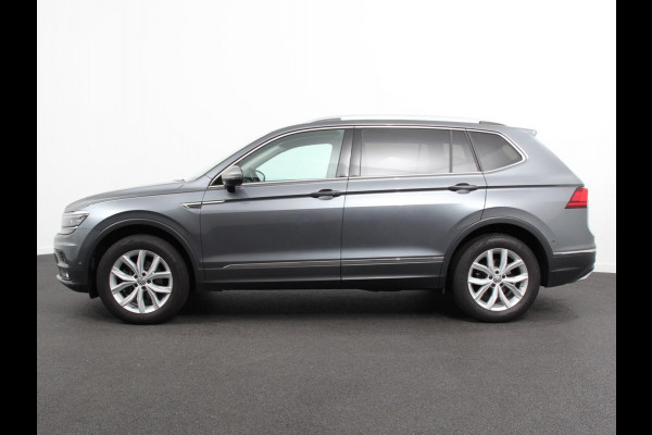 Volkswagen Tiguan Allspace 1.5 TSI Highline All-space 7p. Adaptive cruise control Climate control LED Parkeersensoren Panoramadak Achteruitrijd camera Trekhaak Navigatie Voorstoelen verwarmd Apple Carplay/ Android Auto