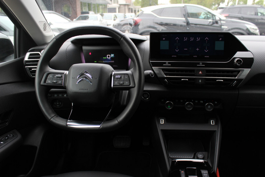 Citroën Ë-C4 Feel Pack 50 kWh / Camera / Head-up / Keyless / CarPlay / 18'' / Dodehoek / DAB / Cruise Control / Full-LED