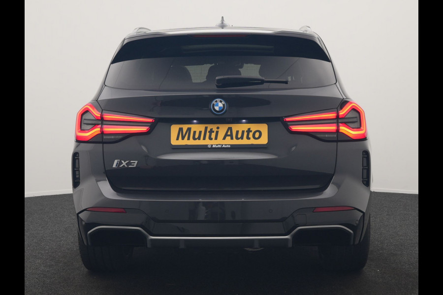 BMW iX3 M Sport 80 kWh 286pk Dealer O.H | Trekhaak Af Fabriek | Panodak | Laser LED | Head Up | Adaptive Cruise | 360 Camera | Lederen Sportstoelen Memory & Verwarmd | Harman / Kardon | Pilot Assist | Keyless | Blis | Apple Carplay | Navigatie | Virtual | DAB |