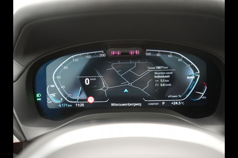 BMW iX3 M Sport 80 kWh 286pk Dealer O.H | Trekhaak Af Fabriek | Panodak | Laser LED | Head Up | Adaptive Cruise | 360 Camera | Lederen Sportstoelen Memory & Verwarmd | Harman / Kardon | Pilot Assist | Keyless | Blis | Apple Carplay | Navigatie | Virtual | DAB |