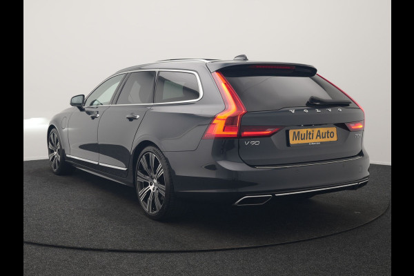 Volvo V90 T8 AWD Inscription PHEV 394pk Dealer O.H. | Trekhaak Af Fabriek | Panodak | Adaptive Cruise | Harman / Kardon | Head Up | Camera | Lederen Sportstoelen Massage & Ventilatie & Memory | Apple Carplay | Stuur Verwarmd | Blis | Plug In Hybrid |