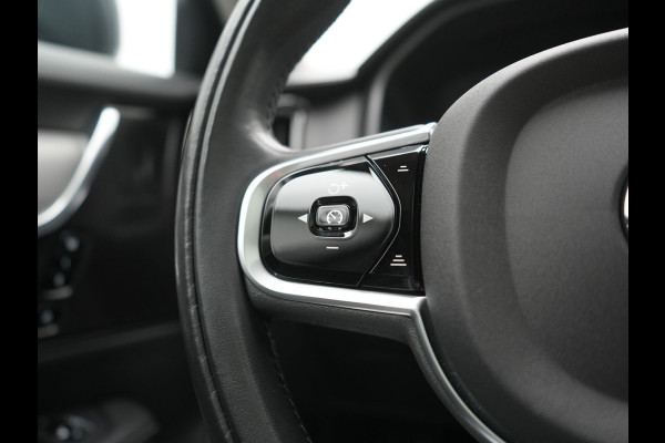 Volvo V90 T8 AWD Inscription PHEV 394pk Dealer O.H. | Trekhaak Af Fabriek | Panodak | Adaptive Cruise | Harman / Kardon | Head Up | Camera | Lederen Sportstoelen Massage & Ventilatie & Memory | Apple Carplay | Stuur Verwarmd | Blis | Plug In Hybrid |