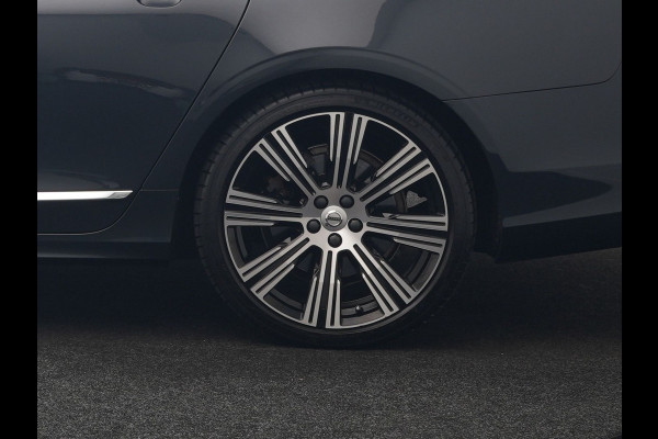 Volvo V90 T8 AWD Inscription PHEV 394pk Dealer O.H. | Trekhaak Af Fabriek | Panodak | Adaptive Cruise | Harman / Kardon | Head Up | Camera | Lederen Sportstoelen Massage & Ventilatie & Memory | Apple Carplay | Stuur Verwarmd | Blis | Plug In Hybrid |