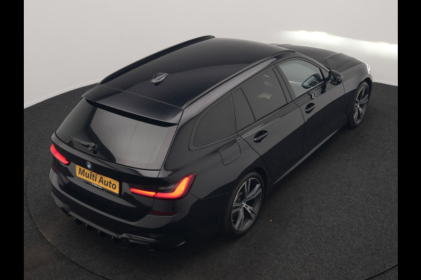 BMW 3 Serie Touring 330e M Sport PHEV 293pk Dealer O.H. | Trekhaak Af Fabriek | Adaptive Cruise | Head Up | 360 Camera | Adaptief Onderstel | Alcantara Sportstoelen & Stuur Verwarmd | Laser LED | Sfeerverlichting | Keyless | Blis | Apple Carplay | Plug In Hybrid |