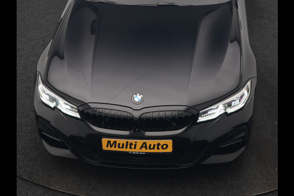 BMW 3 Serie Touring 330e M Sport PHEV 293pk Dealer O.H. | Trekhaak Af Fabriek | Adaptive Cruise | Head Up | 360 Camera | Adaptief Onderstel | Alcantara Sportstoelen & Stuur Verwarmd | Laser LED | Sfeerverlichting | Keyless | Blis | Apple Carplay | Plug In Hybrid |