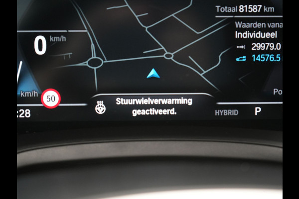 BMW 3 Serie Touring 330e M Sport PHEV 293pk Dealer O.H. | Trekhaak Af Fabriek | Adaptive Cruise | Head Up | 360 Camera | Adaptief Onderstel | Alcantara Sportstoelen & Stuur Verwarmd | Laser LED | Sfeerverlichting | Keyless | Blis | Apple Carplay | Plug In Hybrid |