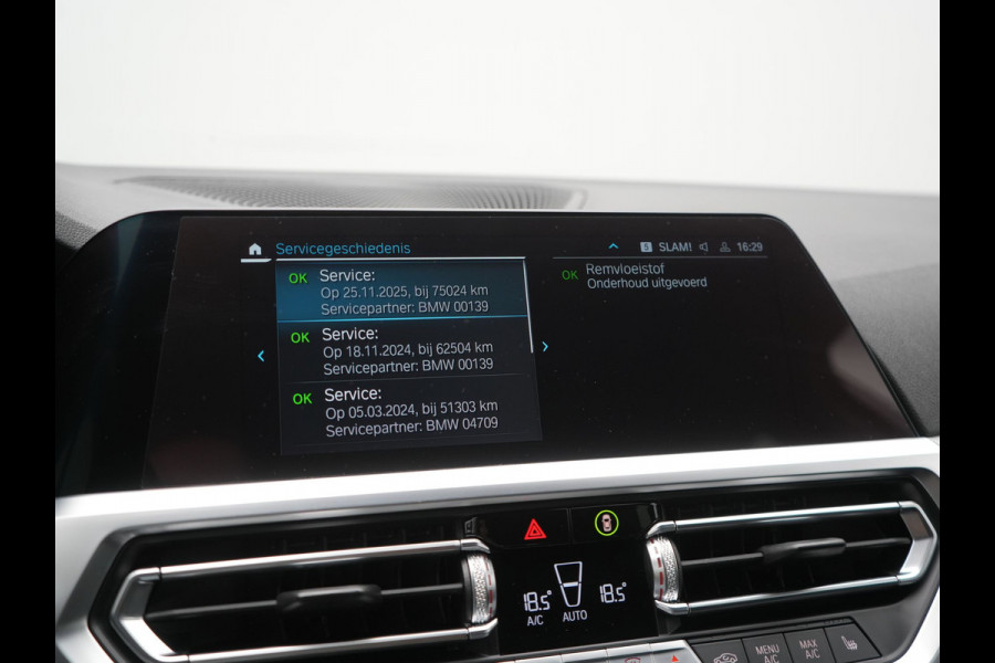 BMW 3 Serie Touring 330e M Sport PHEV 293pk Dealer O.H. | Trekhaak Af Fabriek | Adaptive Cruise | Head Up | 360 Camera | Adaptief Onderstel | Alcantara Sportstoelen & Stuur Verwarmd | Laser LED | Sfeerverlichting | Keyless | Blis | Apple Carplay | Plug In Hybrid |