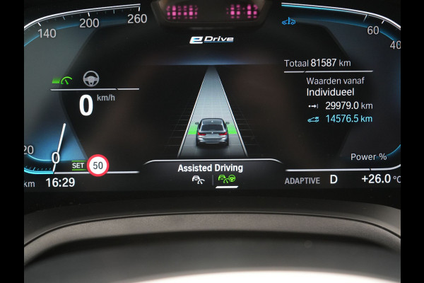 BMW 3 Serie Touring 330e M Sport PHEV 293pk Dealer O.H. | Trekhaak Af Fabriek | Adaptive Cruise | Head Up | 360 Camera | Adaptief Onderstel | Alcantara Sportstoelen & Stuur Verwarmd | Laser LED | Sfeerverlichting | Keyless | Blis | Apple Carplay | Plug In Hybrid |
