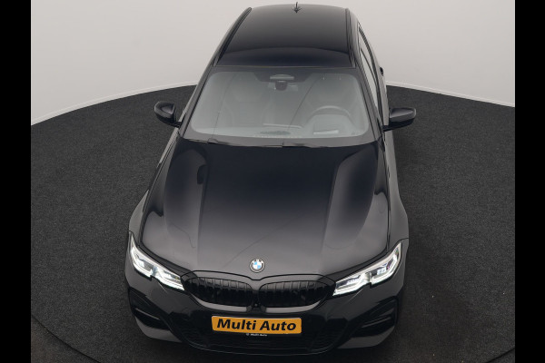 BMW 3 Serie Touring 330e M Sport PHEV 293pk Dealer O.H. | Trekhaak Af Fabriek | Adaptive Cruise | Head Up | 360 Camera | Adaptief Onderstel | Alcantara Sportstoelen & Stuur Verwarmd | Laser LED | Sfeerverlichting | Keyless | Blis | Apple Carplay | Plug In Hybrid |