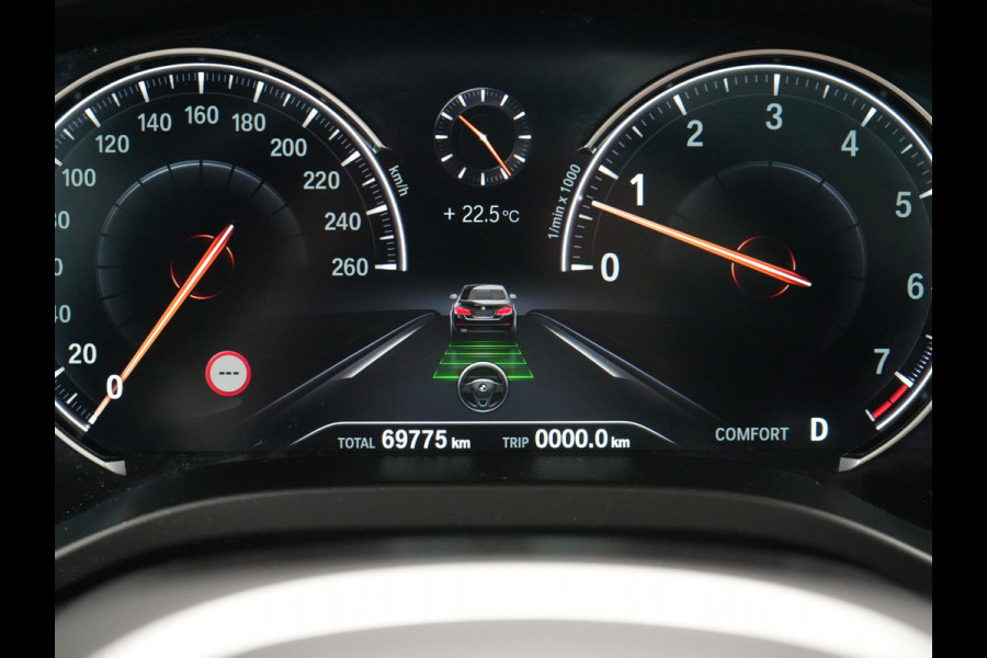 BMW X4 M40i M Sport 354pk | Trekhaak Af Fabriek | Panodak | Head Up | Adaptive Cruise | 360 Camera | Adaptief Onderstel | Lederen Sportstoelen Memory & Verwarmd | 21"L.M | Keyless | Blis | Sfeerverlichting | Apple Carplay |