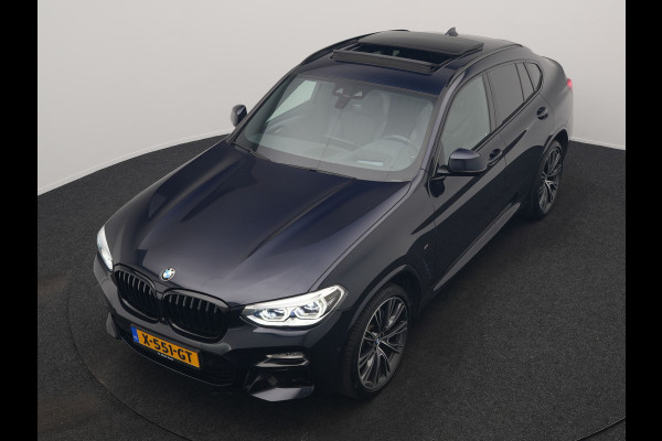 BMW X4 M40i M Sport 354pk | Trekhaak Af Fabriek | Panodak | Head Up | Adaptive Cruise | 360 Camera | Adaptief Onderstel | Lederen Sportstoelen Memory & Verwarmd | 21"L.M | Keyless | Blis | Sfeerverlichting | Apple Carplay |