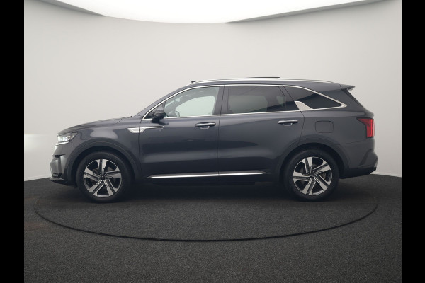 Kia Sorento 1.6 T-GDI 4WD ExecutiveLine PHEV 265pk Dealer O.H. | Trekhaak Afn. | Panodak | Adaptive Cruise | Head Up | 360 Camera | Bose Audio | Luxe Lederen Comfortstoelen Memory & Ventilatie | Stoelen & Stuur Verwarmd | Blis | Keyless | Plug In Hybrid