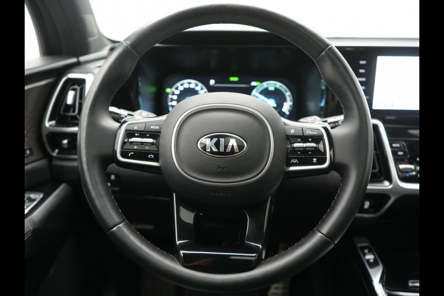 Kia Sorento 1.6 T-GDI 4WD ExecutiveLine PHEV 265pk Dealer O.H. | Trekhaak Afn. | Panodak | Adaptive Cruise | Head Up | 360 Camera | Bose Audio | Luxe Lederen Comfortstoelen Memory & Ventilatie | Stoelen & Stuur Verwarmd | Blis | Keyless | Plug In Hybrid