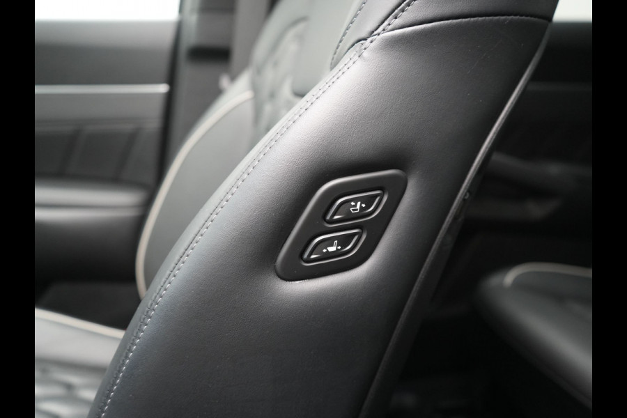 Kia Sorento 1.6 T-GDI 4WD ExecutiveLine PHEV 265pk Dealer O.H. | Trekhaak Afn. | Panodak | Adaptive Cruise | Head Up | 360 Camera | Bose Audio | Luxe Lederen Comfortstoelen Memory & Ventilatie | Stoelen & Stuur Verwarmd | Blis | Keyless | Plug In Hybrid