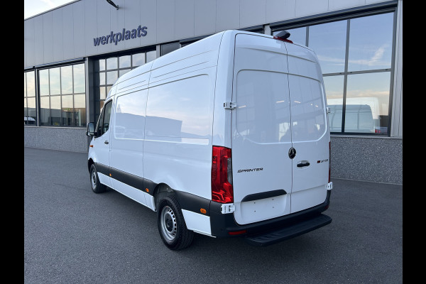 Mercedes-Benz Sprinter 317 CDI L2 H2 Pro LED / MBUX / Navigatie / Camera / Parkeersensoren / Cruise control / Airco / 270 Graden achterdeuren