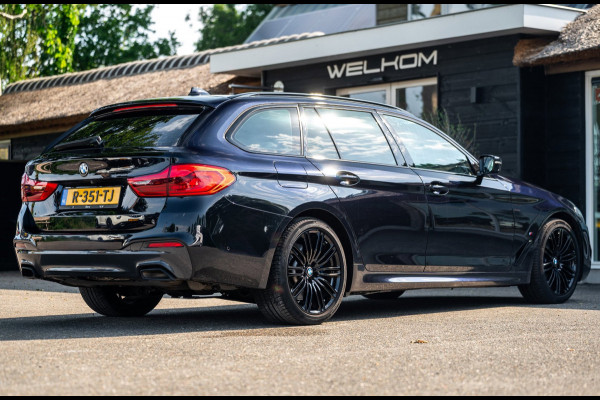 BMW 5 Serie Touring 530i High Executive M Pakket I Panoramadak I Adaptive Cruise I Led I Harman Kardon I Soft-Close I Head-Up