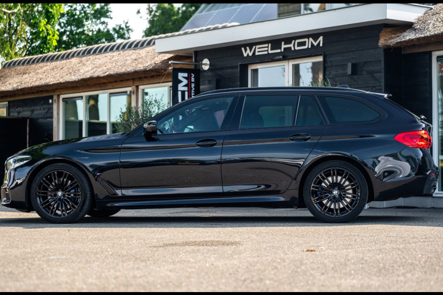 BMW 5 Serie Touring 530i High Executive M Pakket I Panoramadak I Adaptive Cruise I Led I Harman Kardon I Soft-Close I Head-Up