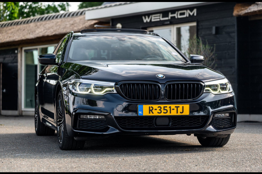BMW 5 Serie Touring 530i High Executive M Pakket I Panoramadak I Adaptive Cruise I Led I Harman Kardon I Soft-Close I Head-Up
