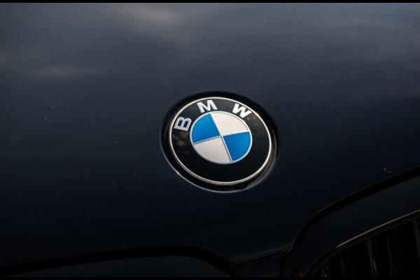 BMW 5 Serie Touring 530i High Executive M Pakket I Panoramadak I Adaptive Cruise I Led I Harman Kardon I Soft-Close I Head-Up