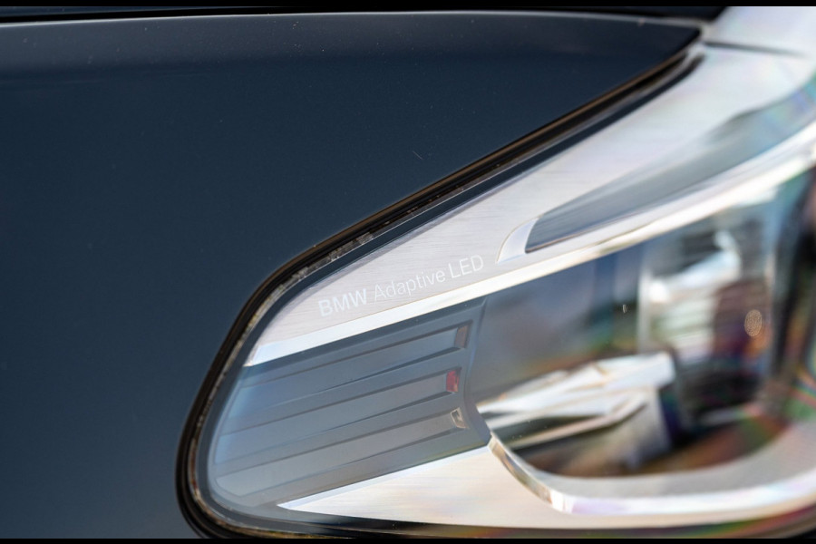 BMW 5 Serie Touring 530i High Executive M Pakket I Panoramadak I Adaptive Cruise I Led I Harman Kardon I Soft-Close I Head-Up