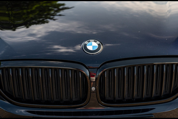 BMW 5 Serie Touring 530i High Executive M Pakket I Panoramadak I Adaptive Cruise I Led I Harman Kardon I Soft-Close I Head-Up